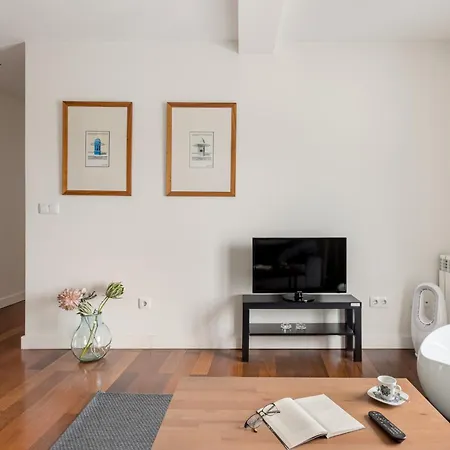 Joivy Modern Flat Near Estrela Garden Apartment Lisbon Exterior photo