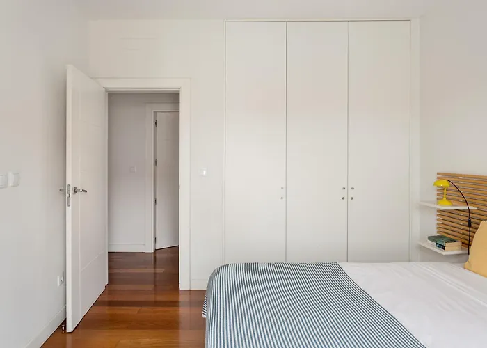 Joivy Modern Flat Near Estrela Garden