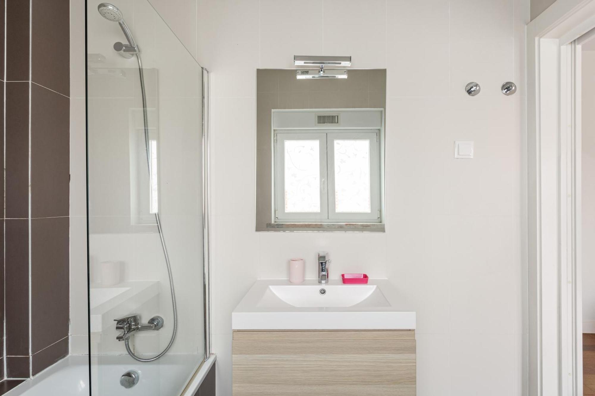 Joivy Modern Flat Near Estrela Garden Appartement Lissabon
